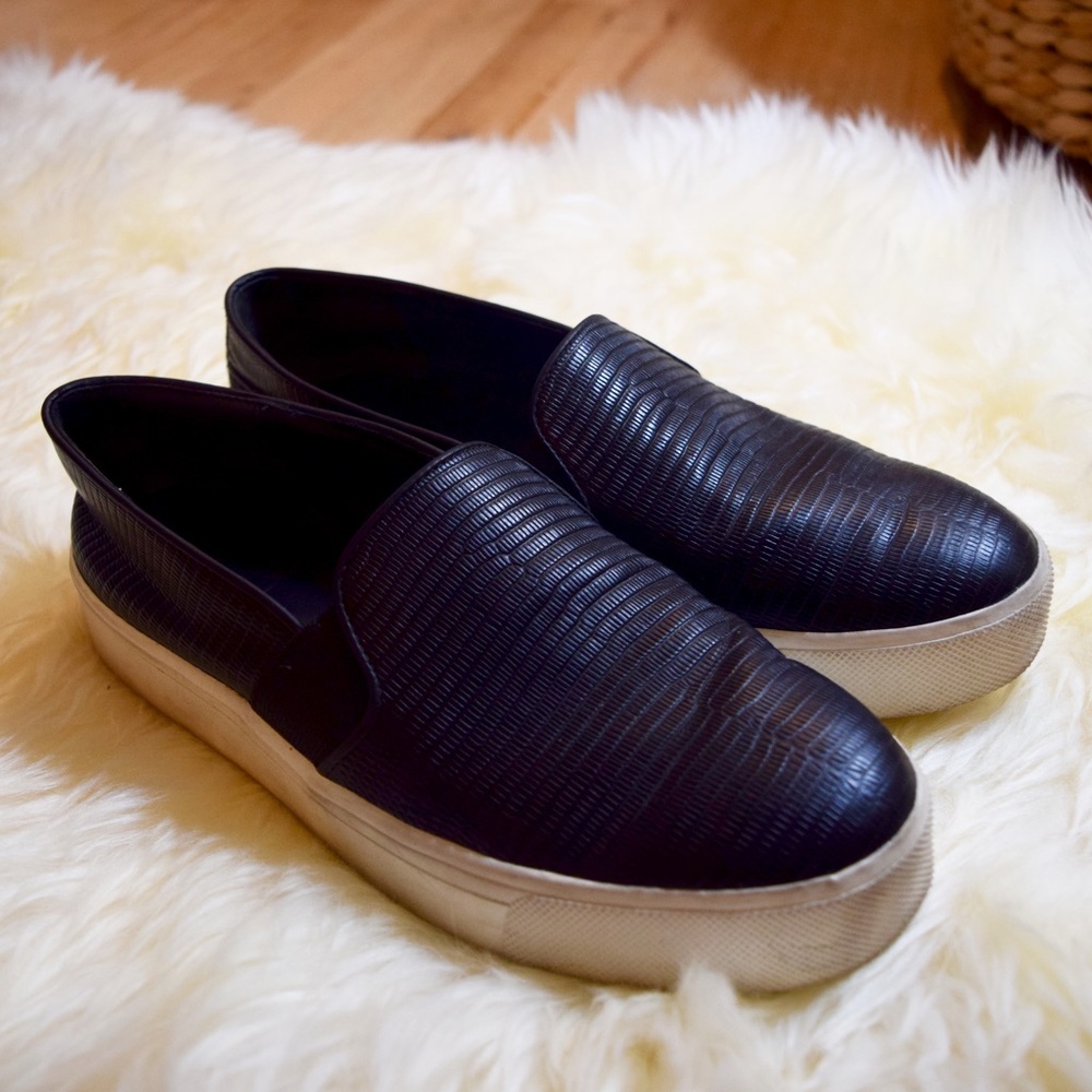 Vince Slip On Sneakers sz 6