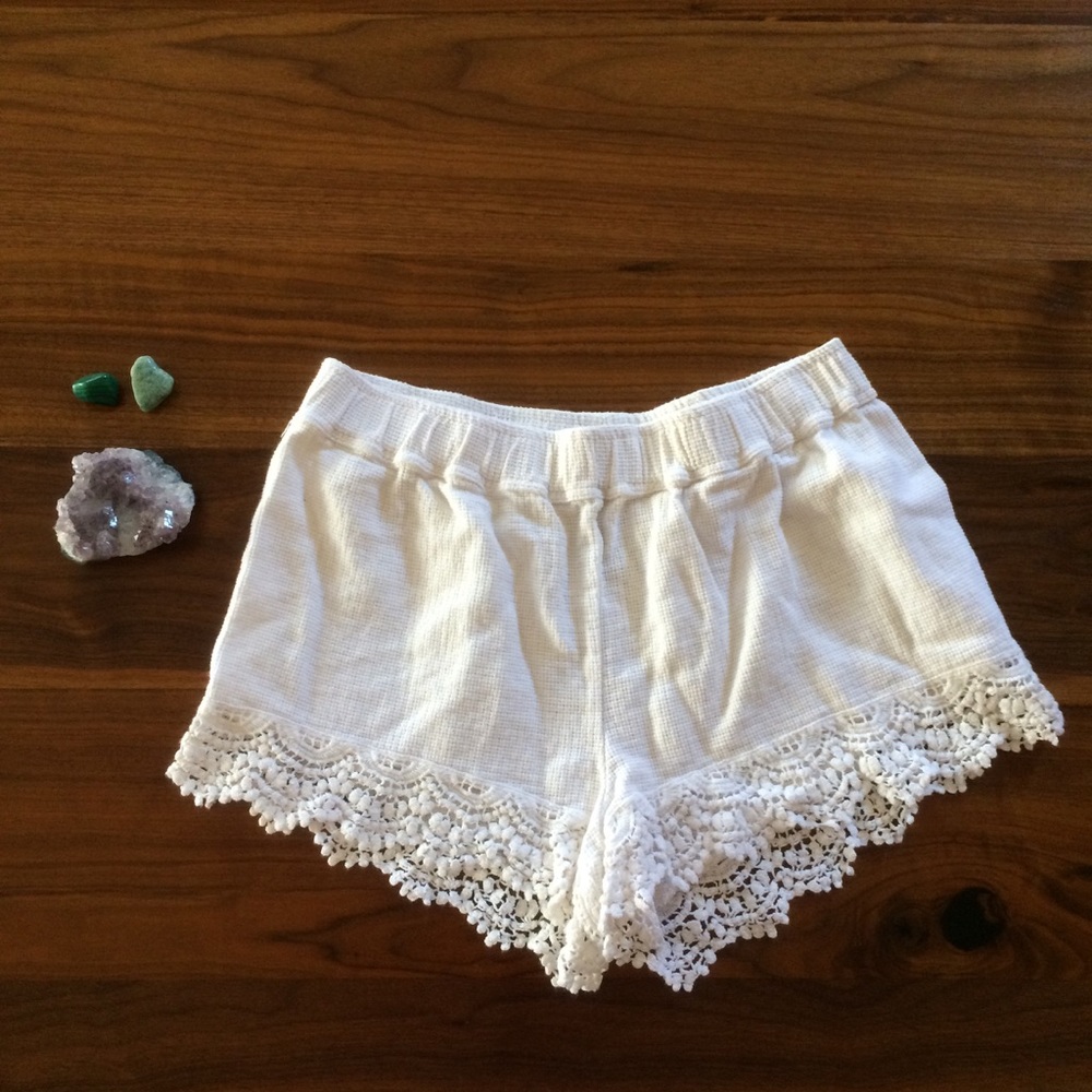 White crochet high waisted shorts☀️💫✨