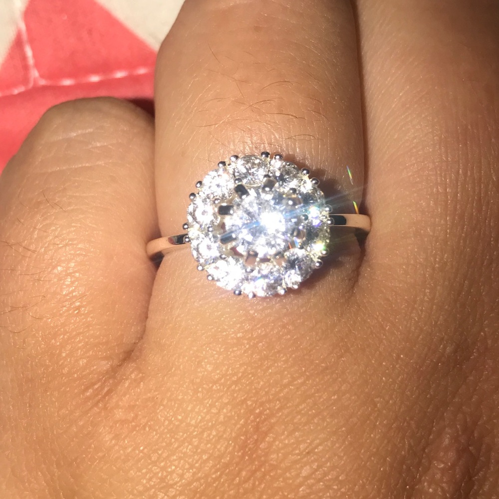 Fashion ring