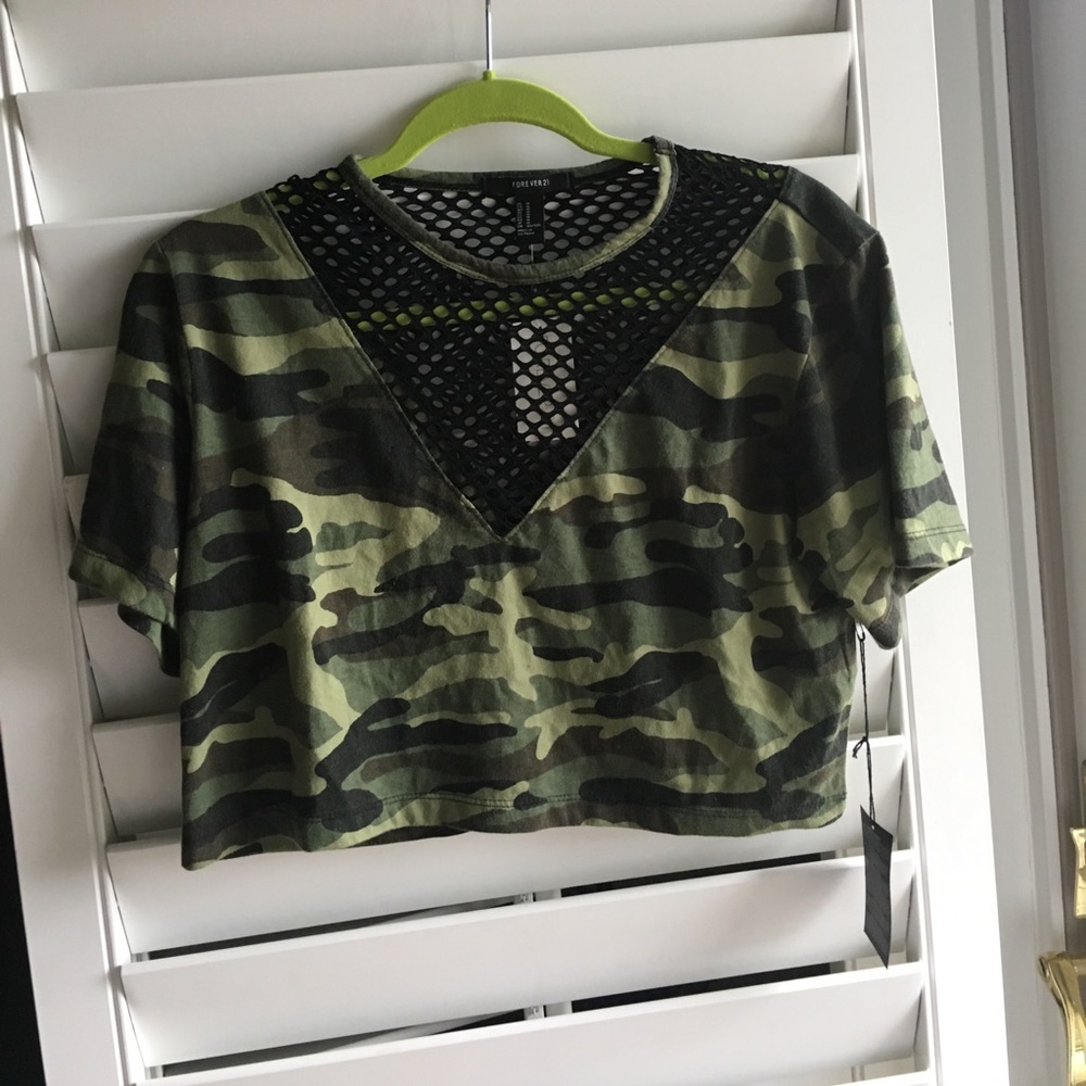 NWT Camo crop top