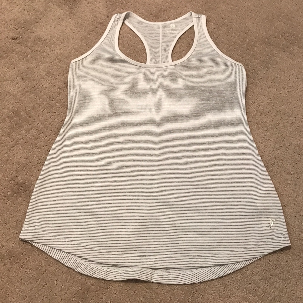 3/$25 🌟 Old Navy Active Tank