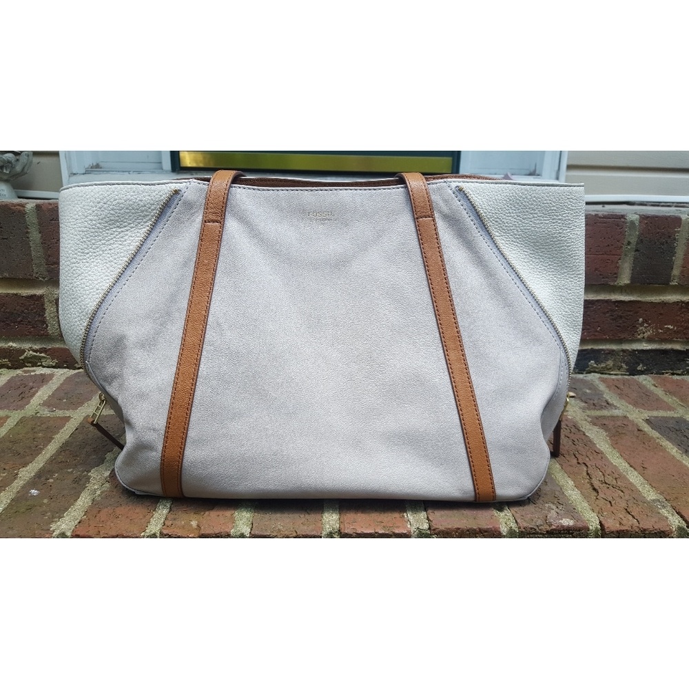 Fossil tote bag