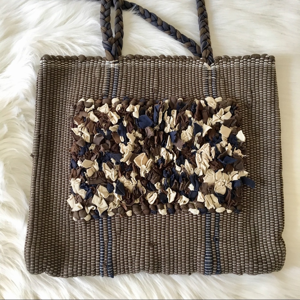 Adorable Handmade Rag Rug Shoulder Bag - Picture 2 of 5