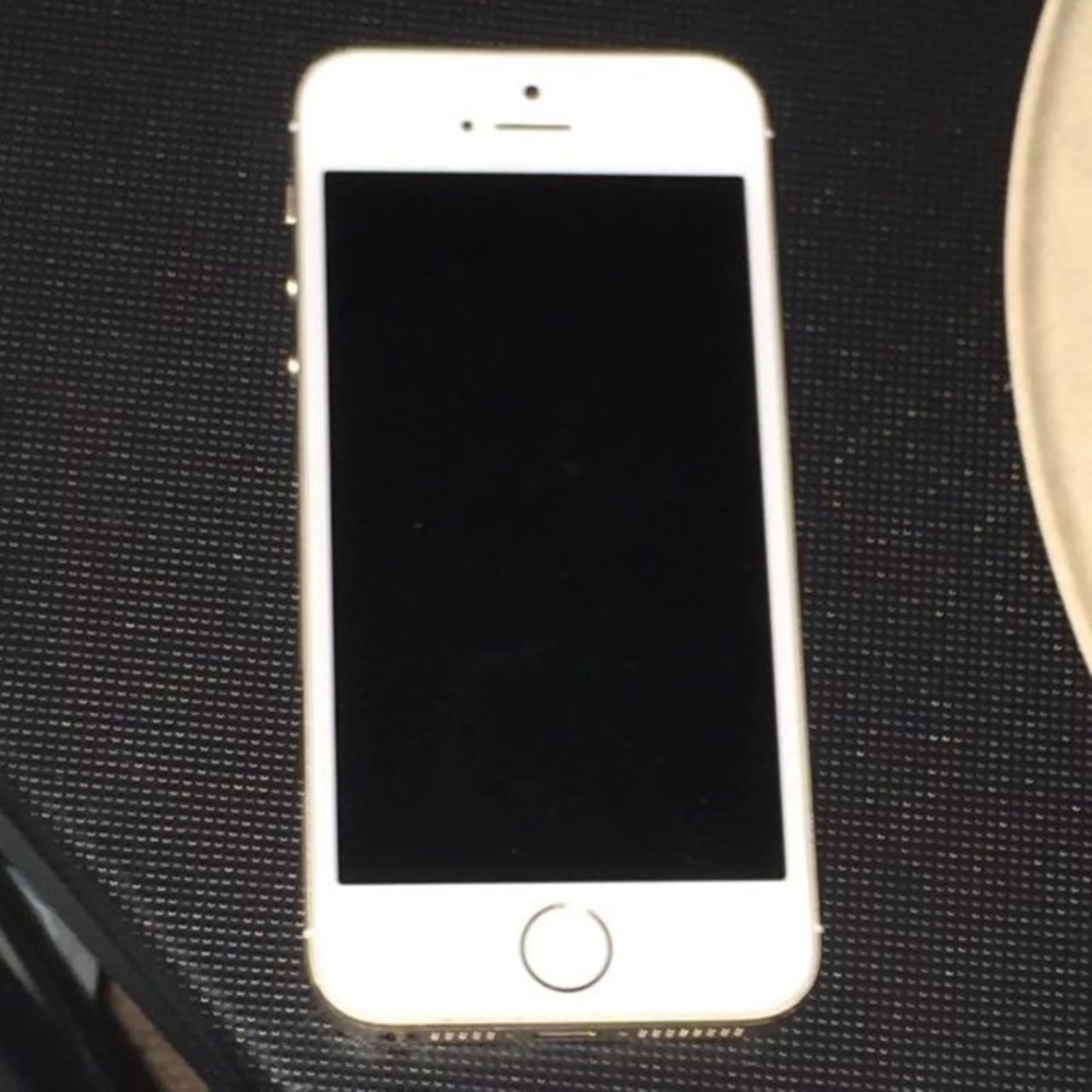 iPhone 5s Gold