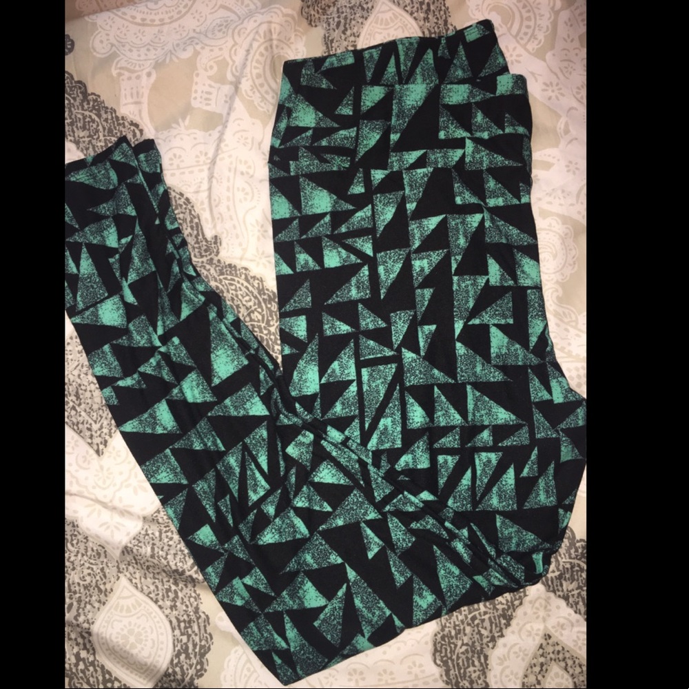 🔺PRICE DROP🔺 Lularoe TC leggings