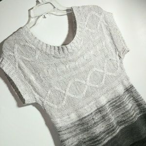 🎉SALE🎉 LEI grey & black long sweater