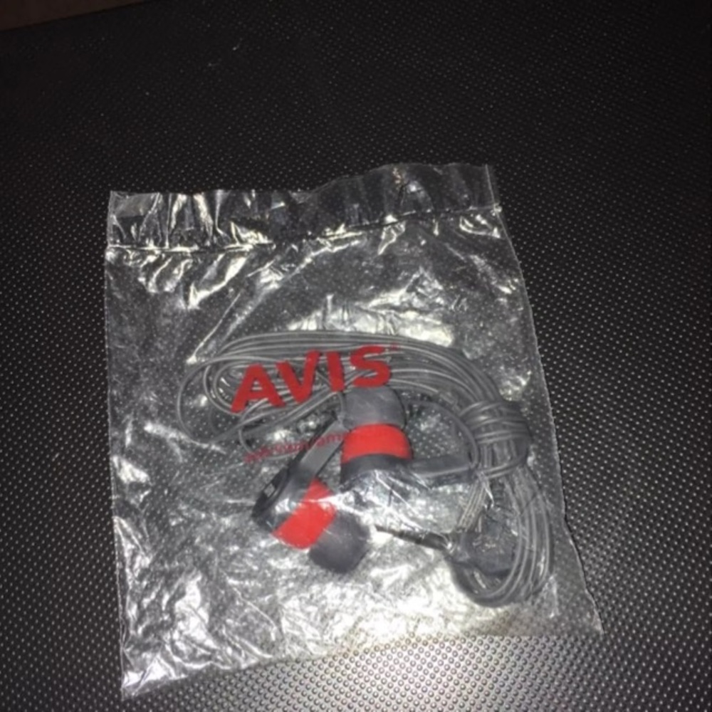 Avis headphones