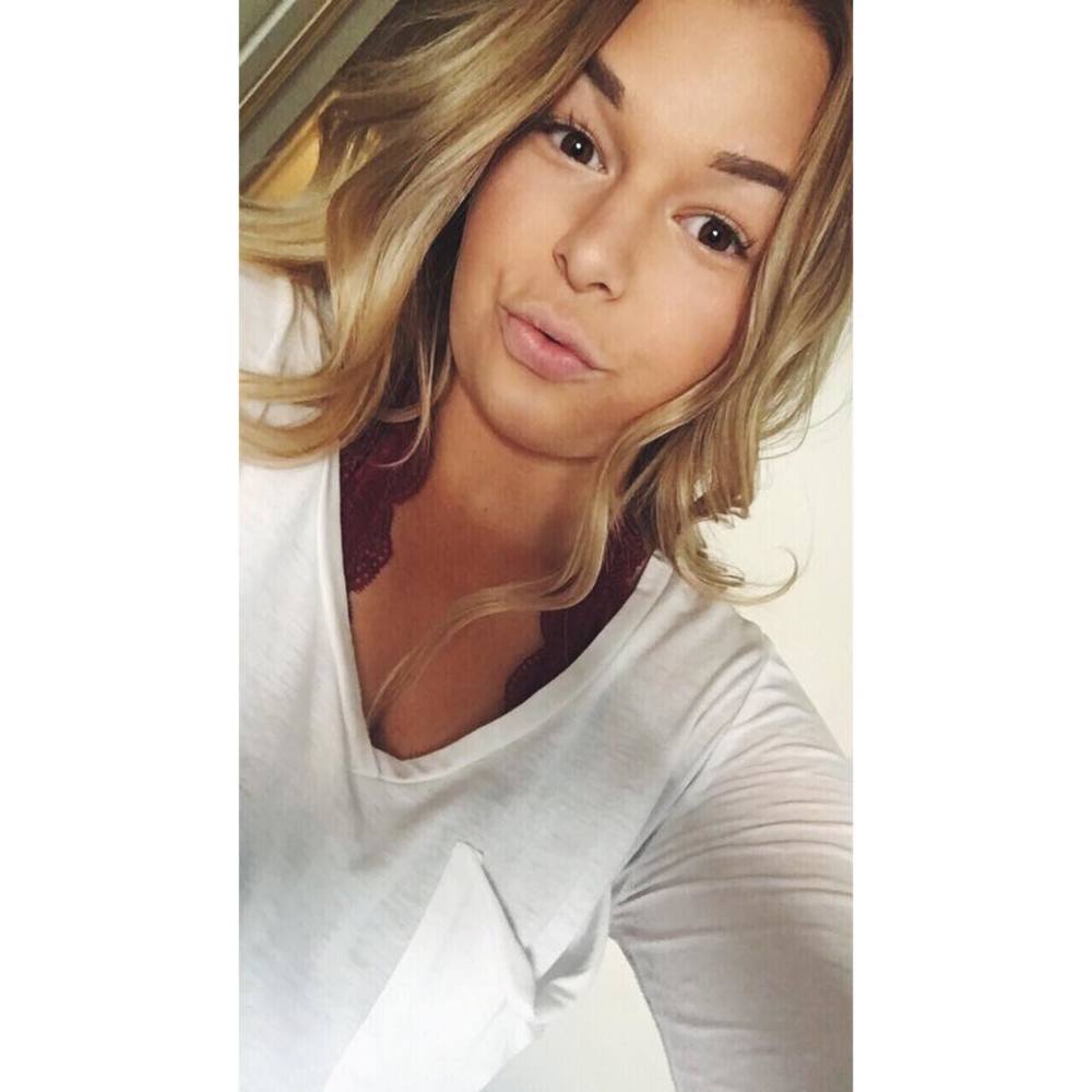 Meet your Posher, Devin