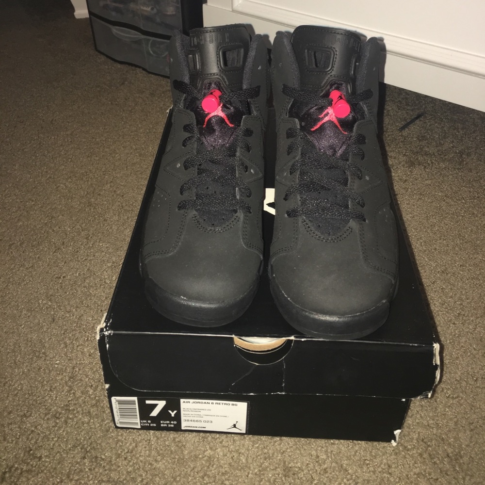 Jordan retro 6 infrareds