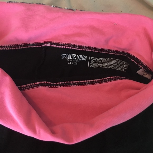 Too small - Picture 3 of 3