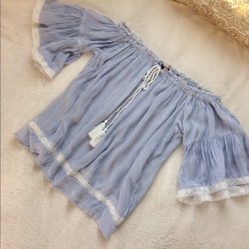 AEO Off the Shoulder top