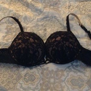 Victoria Secret Miraculous Bra 32B