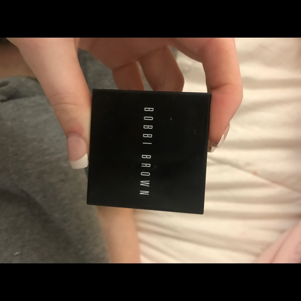 Bobbi brown highlighter