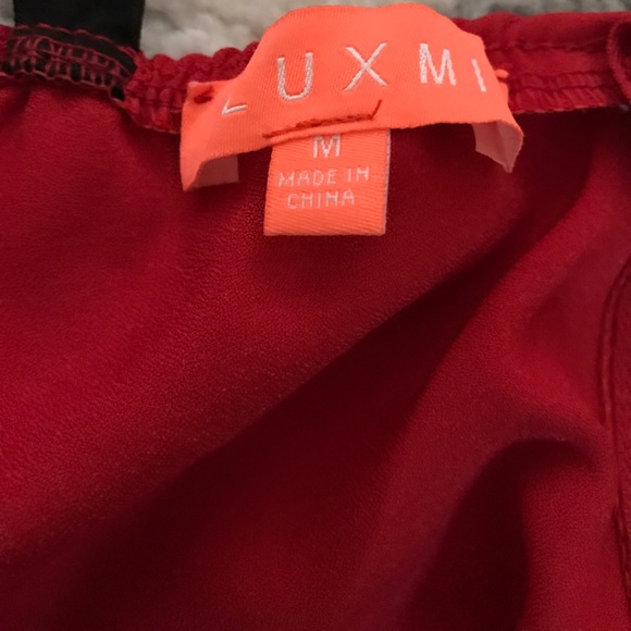 NWOT cold shoulder halter ruffle blouse - Picture 5 of 5