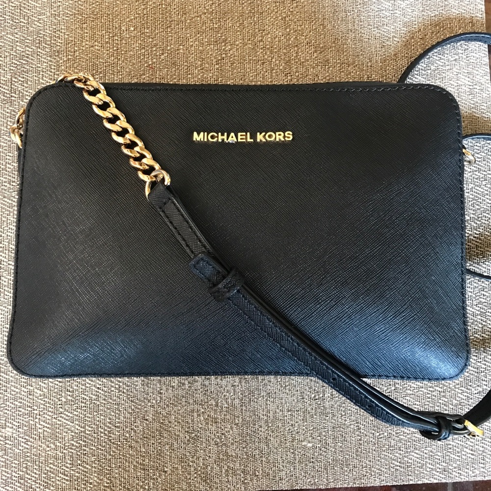 Michael kors cross body bag