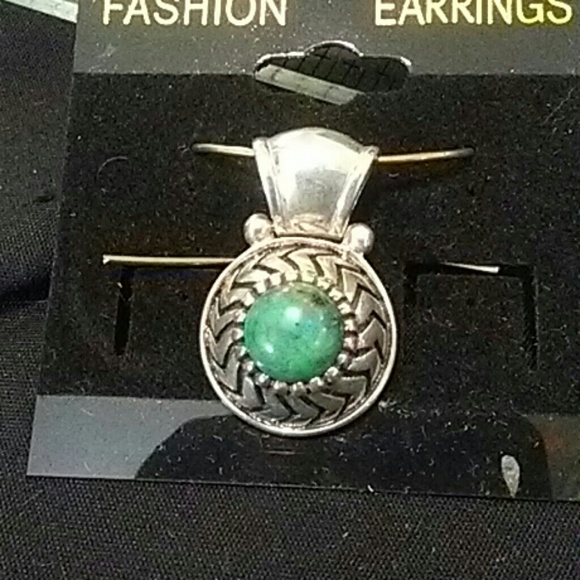 Pendent/ silver/ set /w turquoise cabochon. - Picture 1 of 2