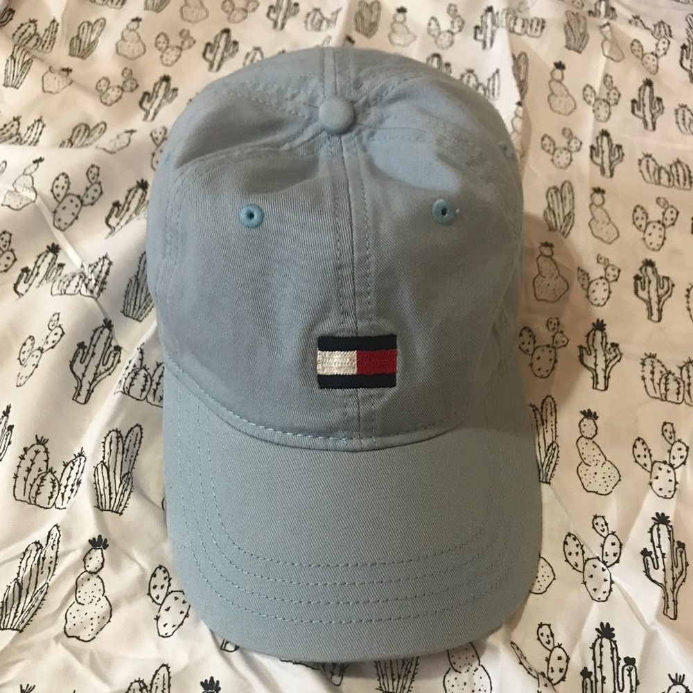 Tommy Hilfiger Hat