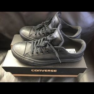 Converse Sneakers Black 6.5