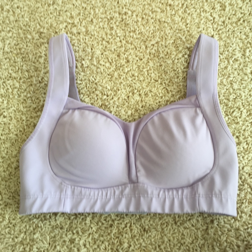 Lululemon tata tamer, size 32d. Lavender