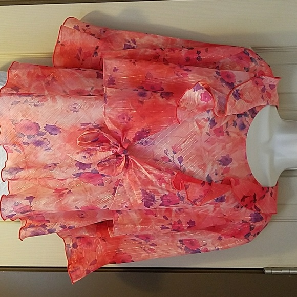 Colorful,fun,blouse - Picture 3 of 6