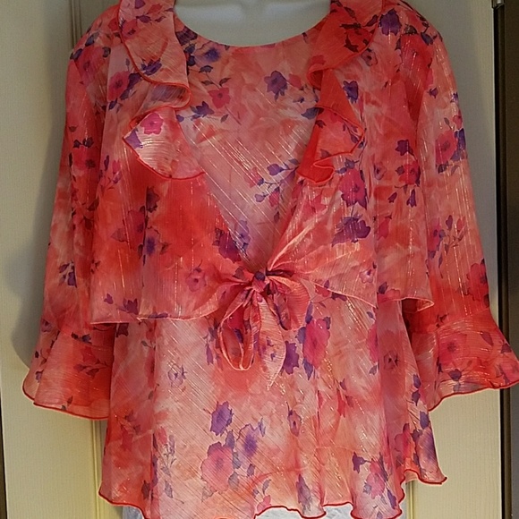 Colorful,fun,blouse - Picture 4 of 6