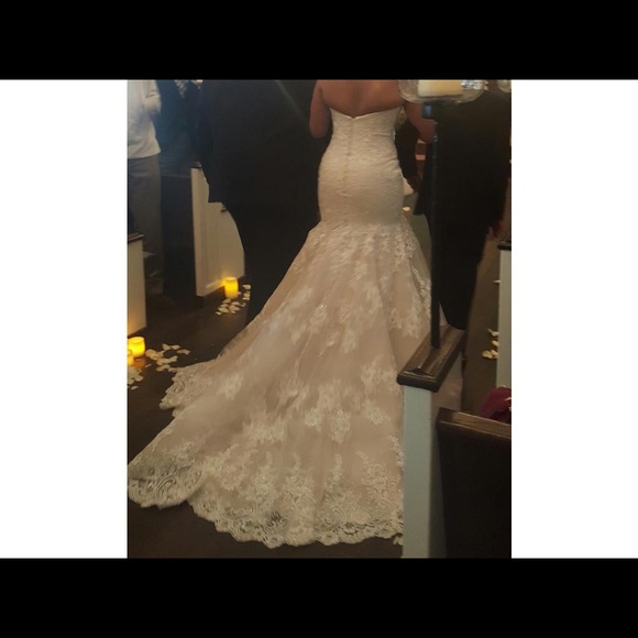 Allure wedding dress style #9261 - Picture 4 of 5