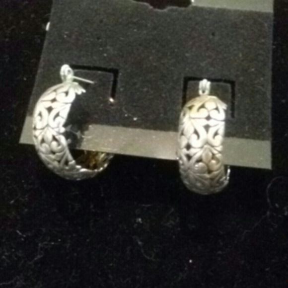 Silver ear rings / nice heavy/ solid silver/ - Picture 2 of 3