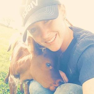 Meet your Posher, Lyndsie