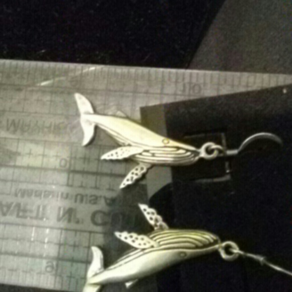 Ear rings/ silver/ blue whale/ 925 - Picture 2 of 2