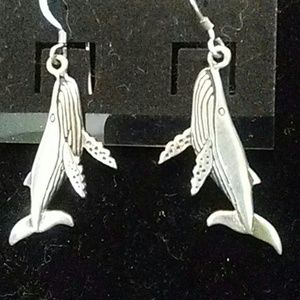 Ear rings/ silver/ blue whale/ 925