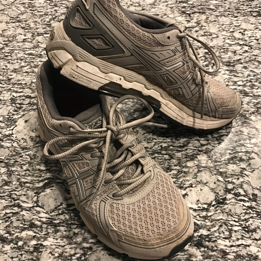 Asics Gel Forte running shoes