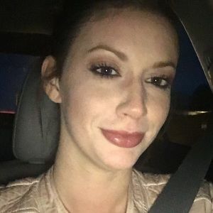 Meet your Posher, Asiah