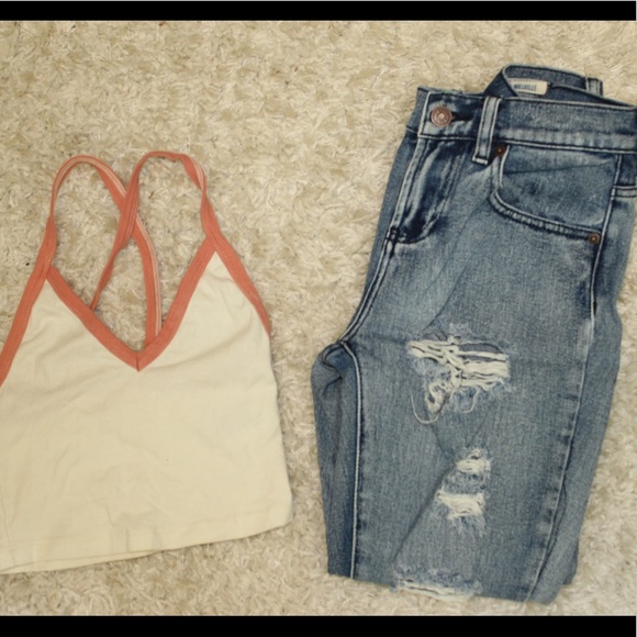 Brandy Melville jeans size 24 rarely worn - Picture 6 of 8