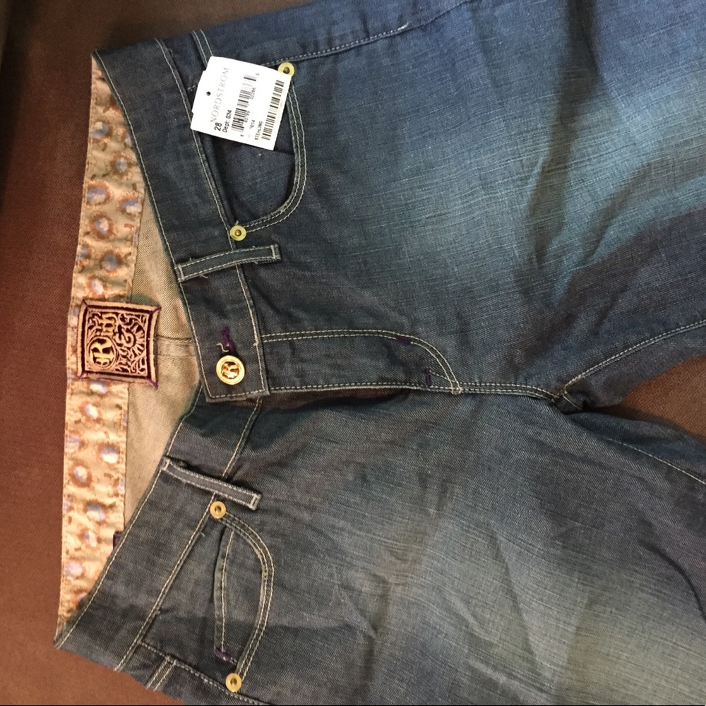 Jeans - Picture 3 of 5