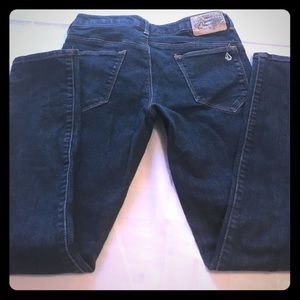 Volcom skinny jeans size 28