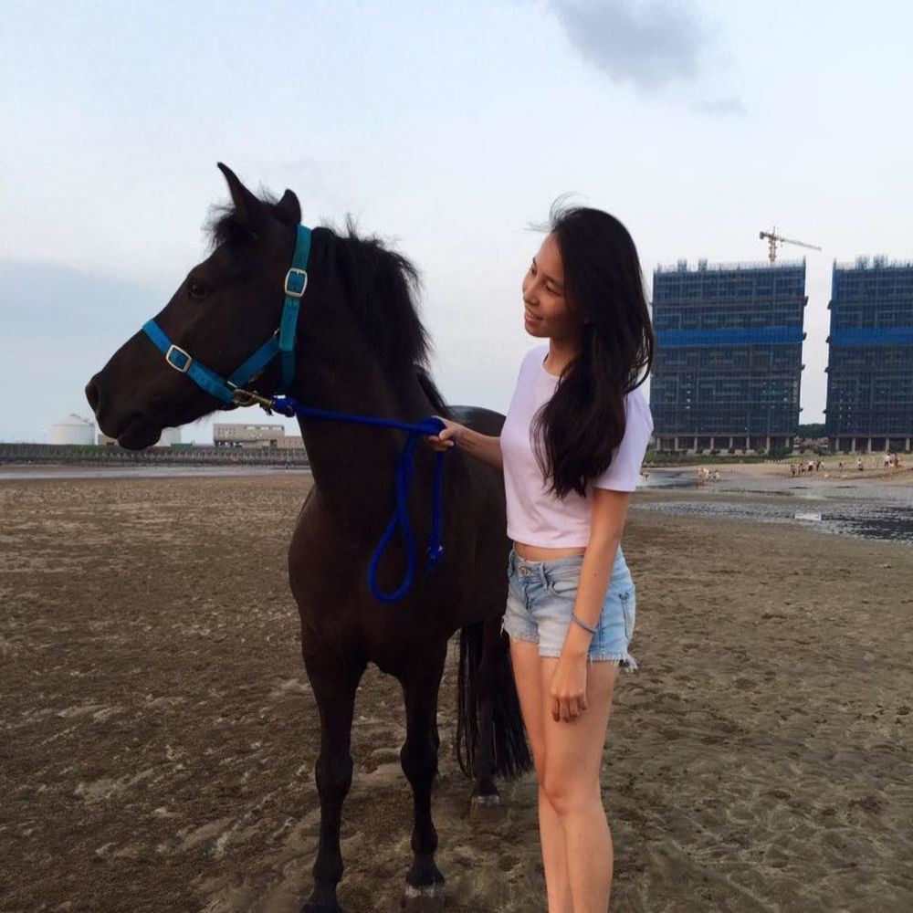 Meet your Posher, Hsu