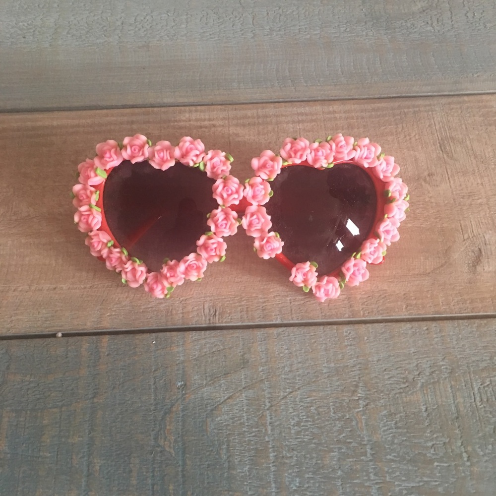 Heart Shaped with Flowers Sunglasses