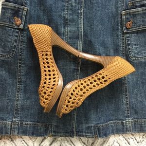 Cute! Anne Michelle Woven Open Toed Heels Cute! Anne Michelle Woven Open Toed Heels
