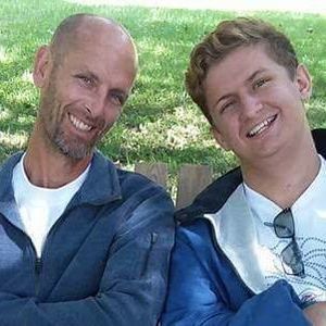 Meet your Posher, Hunter