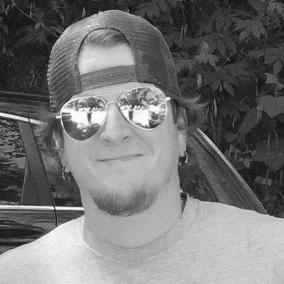 Meet your Posher, Kyle - Picture 1 of 1