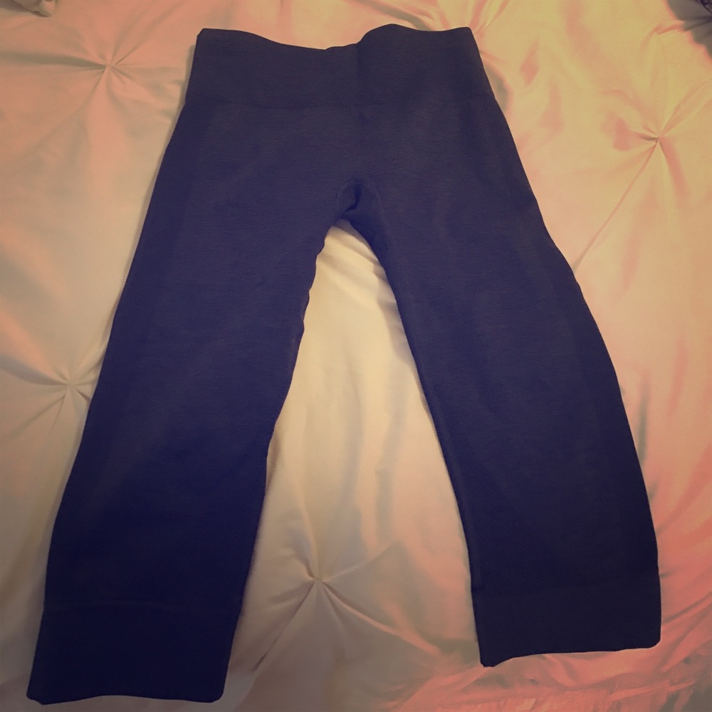 Lululemon crop running leggings