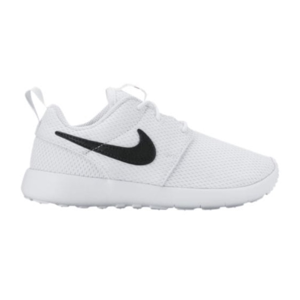 NWOB NIKE ROSHE ONE white black colorway
