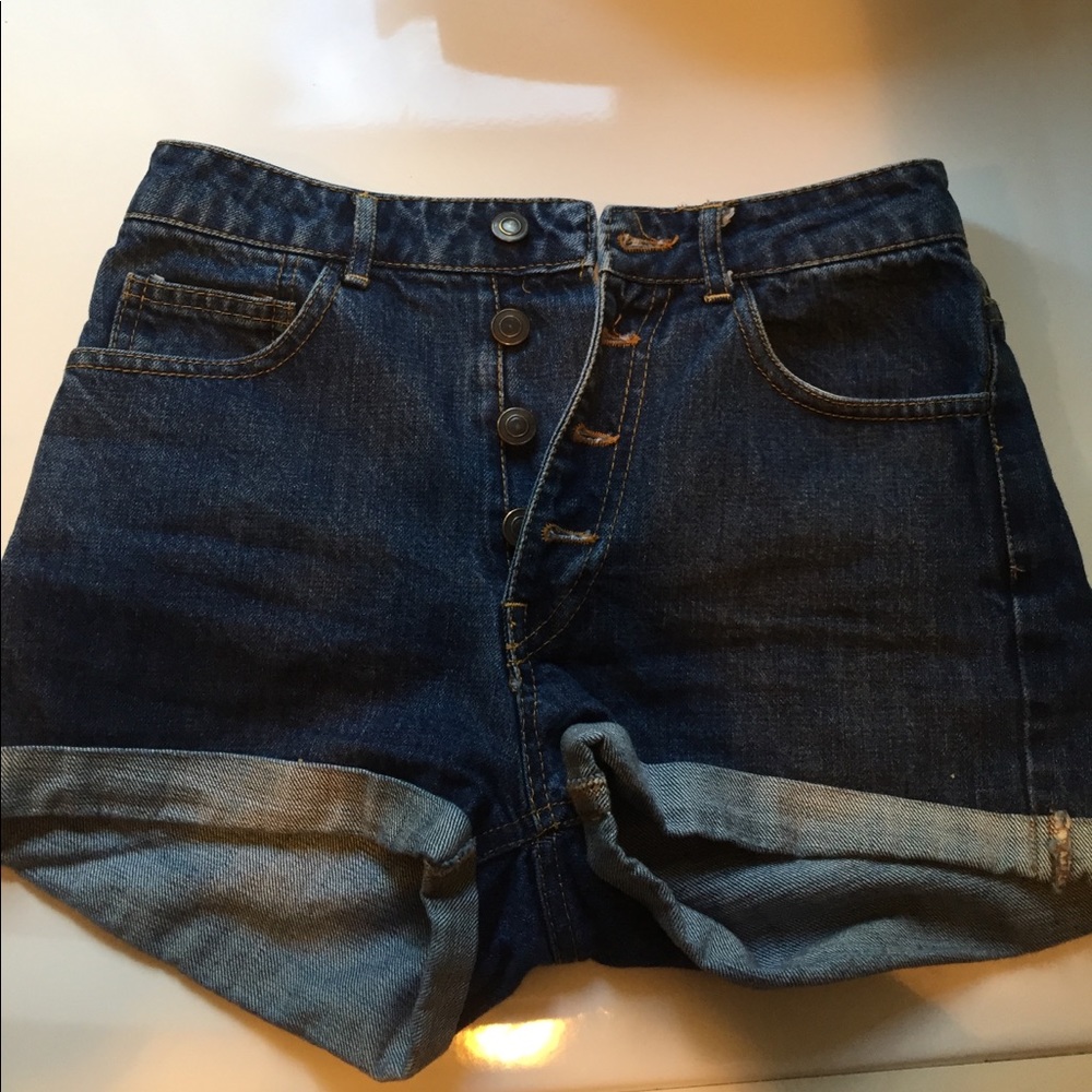 Brandy Melville high waisted denim shorts