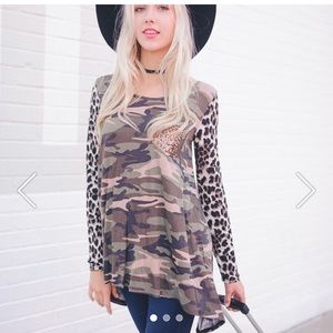 Long sleeve camo top