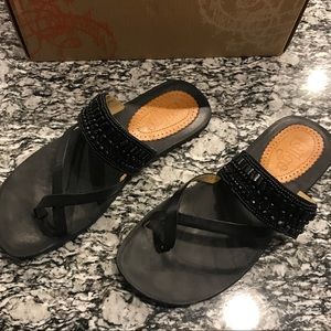 Shanman by Latigo sandal *from Antho*