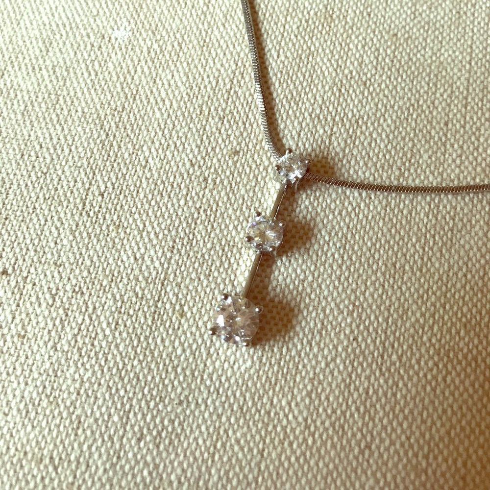 ~Cookie Lee~ silver 3 diamond crystal necklace