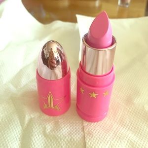 Jeffree Star lip ammunition