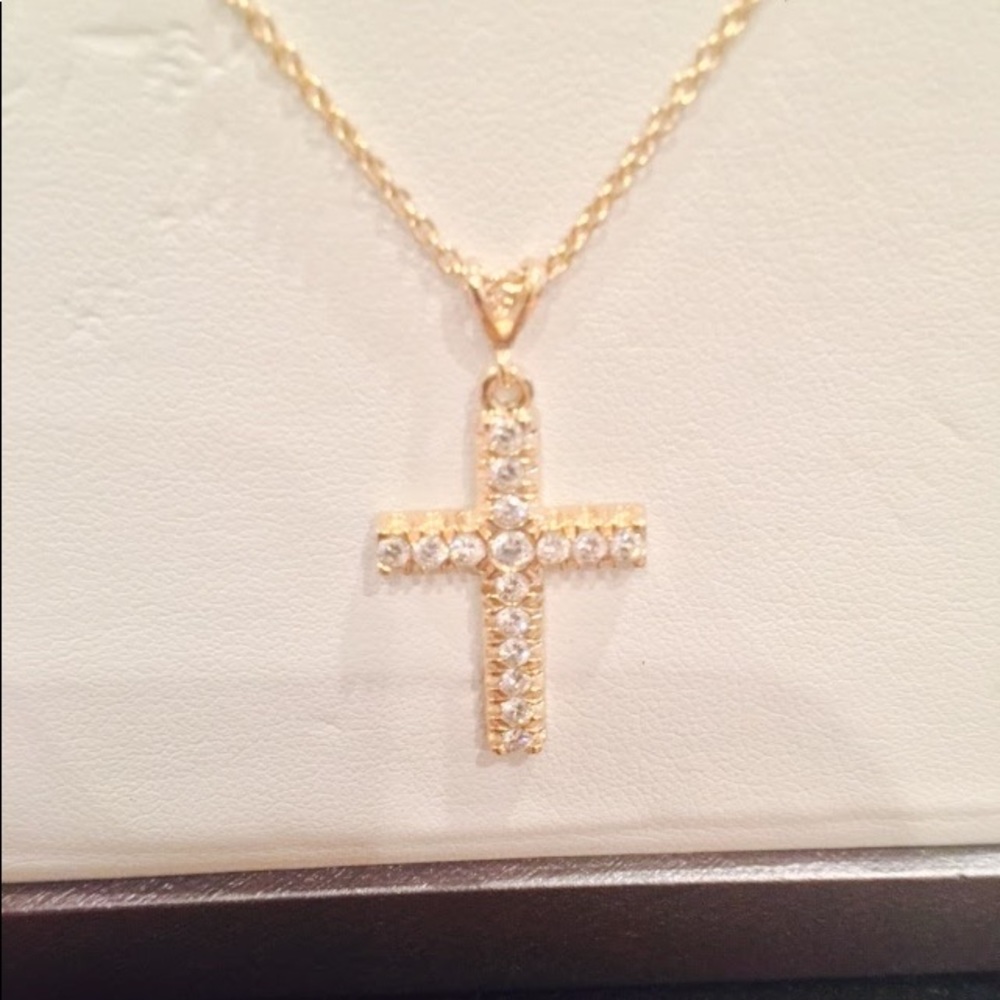 Diamond & 14k gold pendant & chain