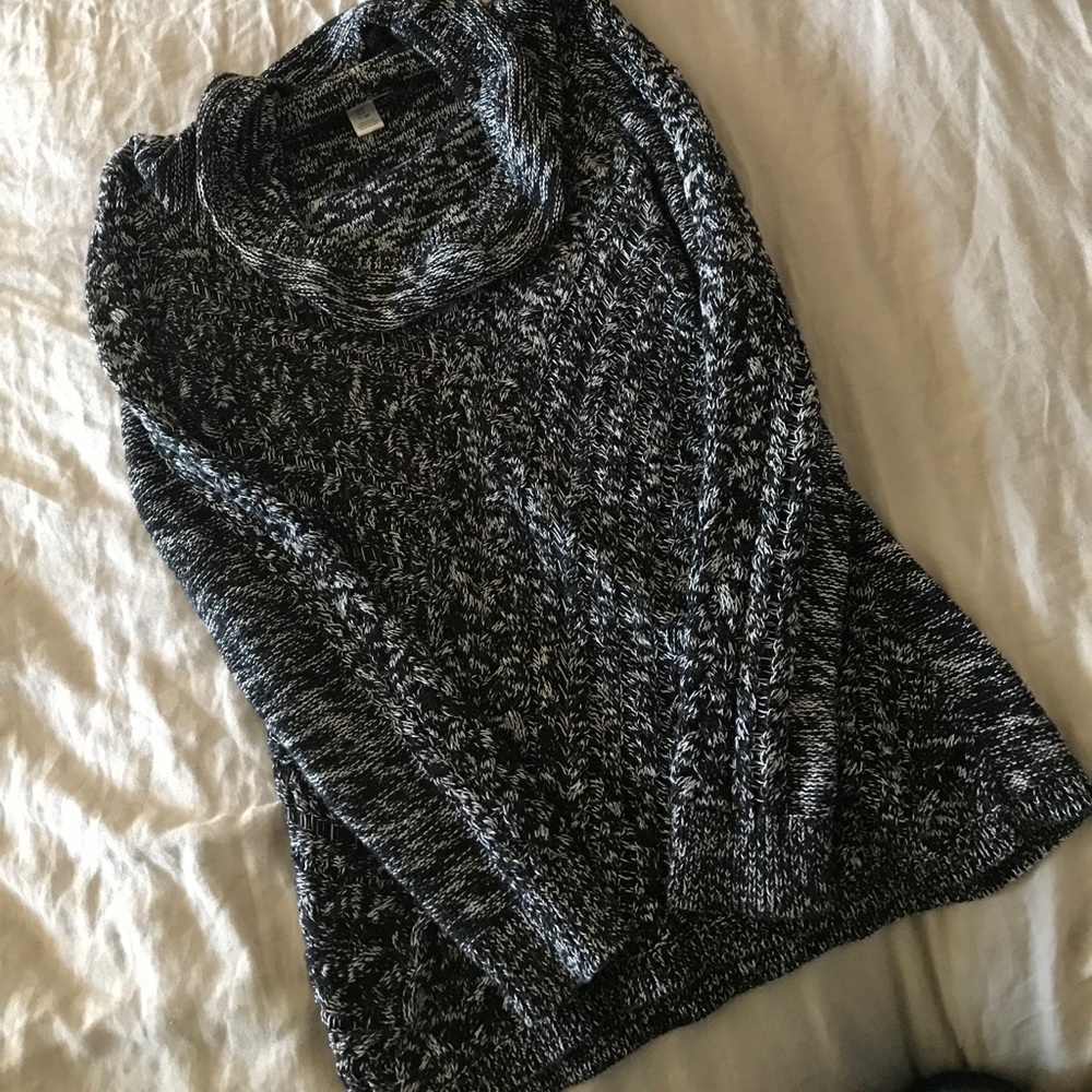 Maternity sweater