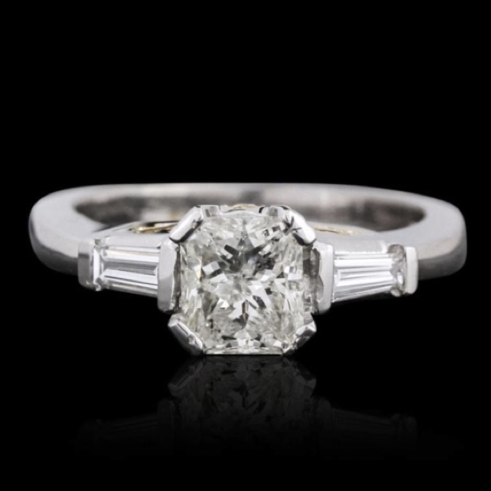 18k Platinum 1.50 Ctw Radiant Cut Engagement Ring